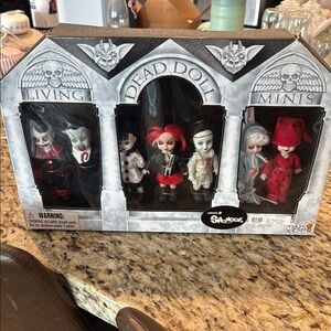 Living Dead Dolls Minis Spencer Exclusive Mausoleum Box